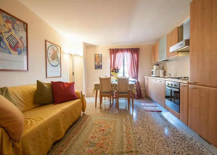 Apartment In Molino Stucky